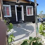 Ohel * Plazhi San Pietro