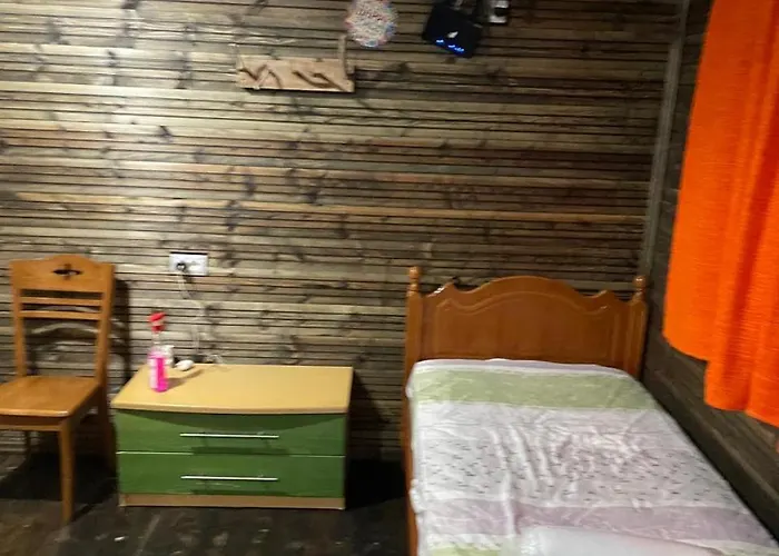 Ohel * Plazhi San Pietro